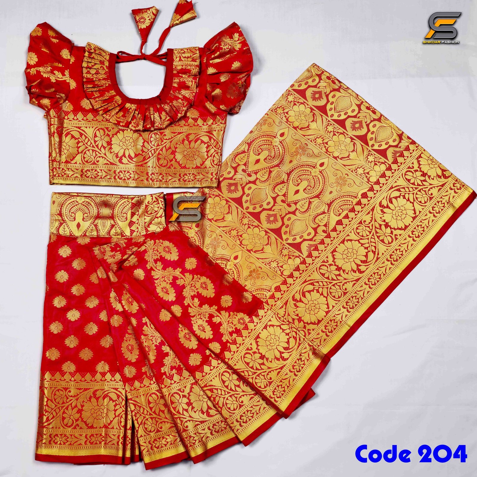 বাচ্চাদের লাল লতা সফট কাতান রেডি শাড়ি।